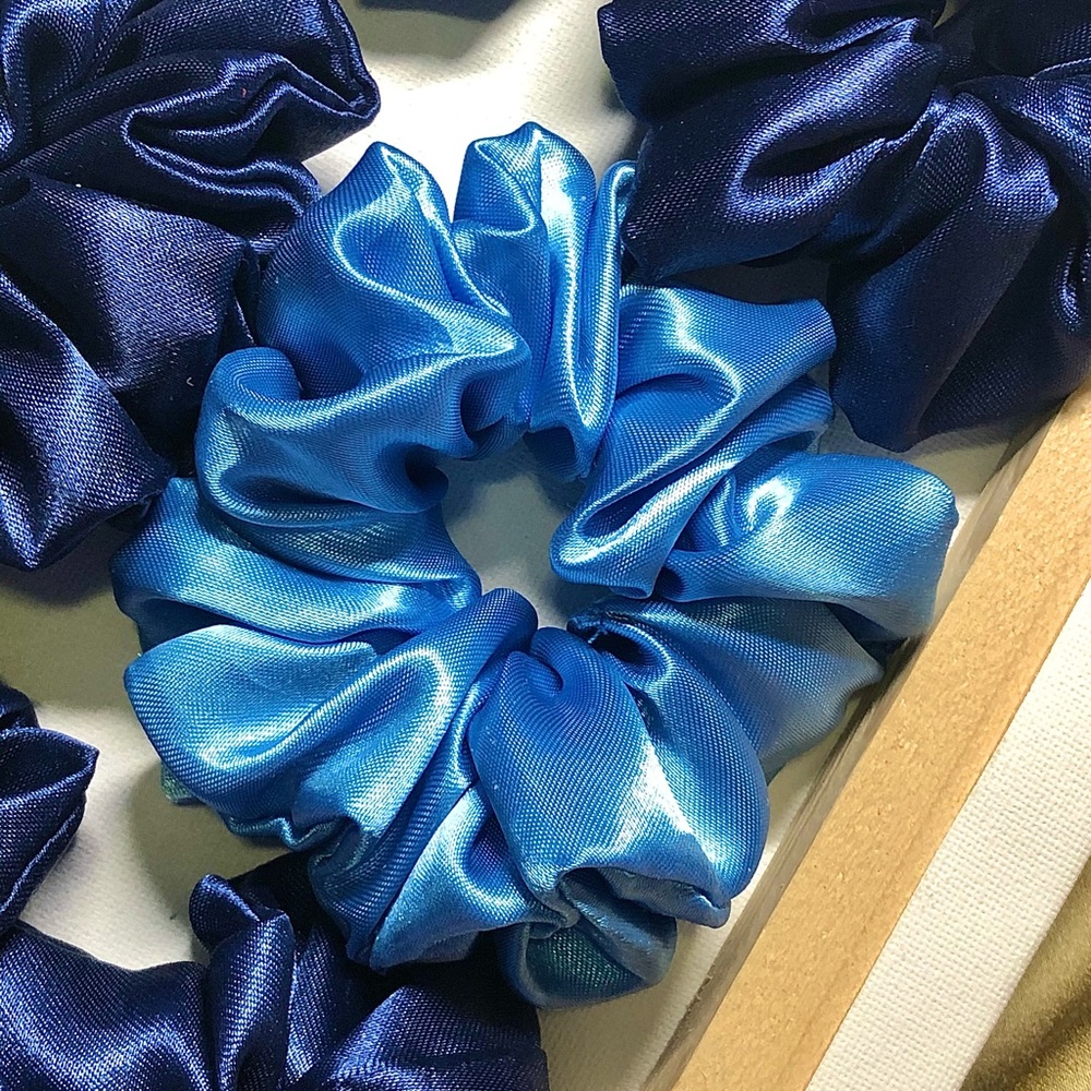 Set of 2 Scrunchies